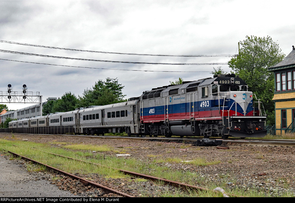 MNCR 4903 on train 62